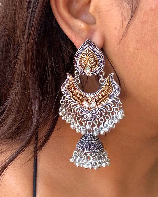 Akansha Jhumka