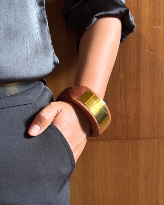 Veena Brown Wooden Bangle