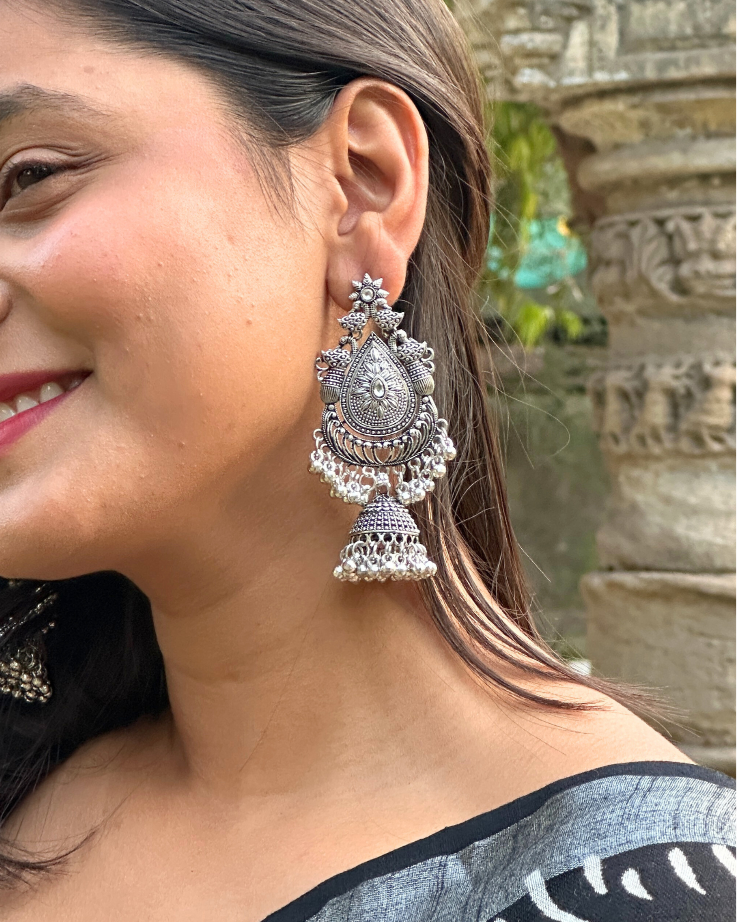 Rajni Jhumka