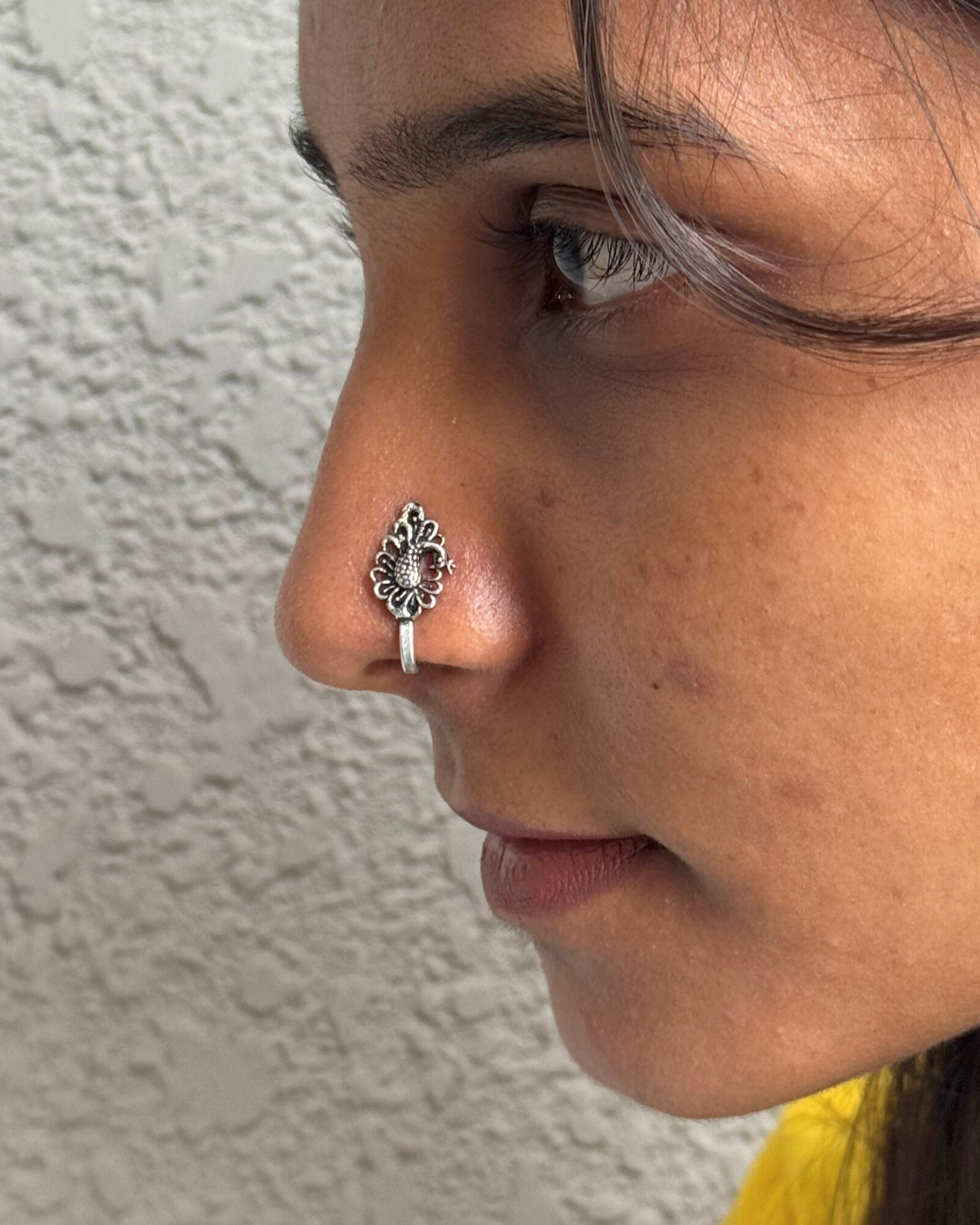 Hari Nose Pin