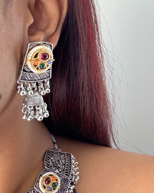 Dhara Oxidised Kundan Necklace Set with Mangtika