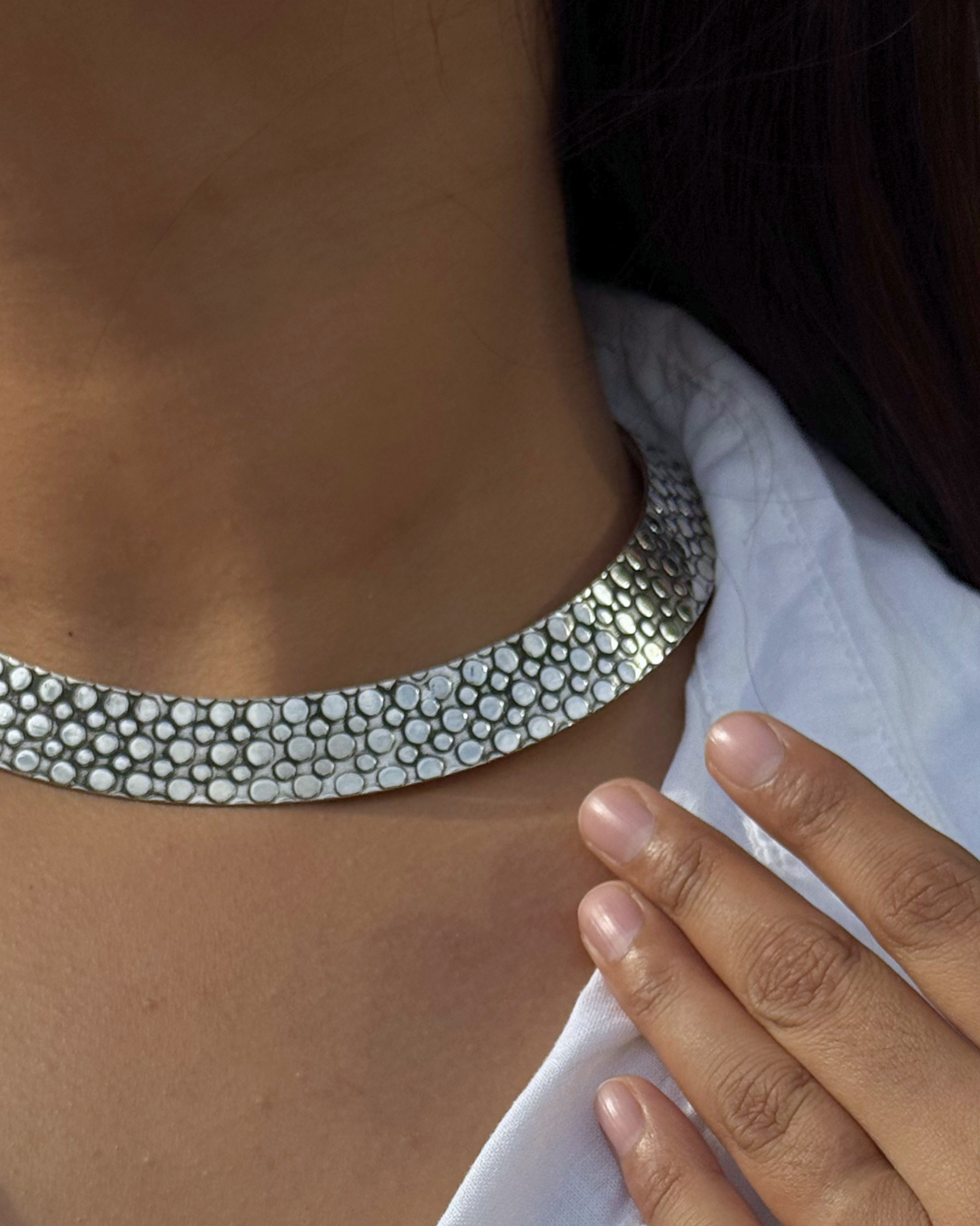 Pratishtha Tribal Silver Hasli