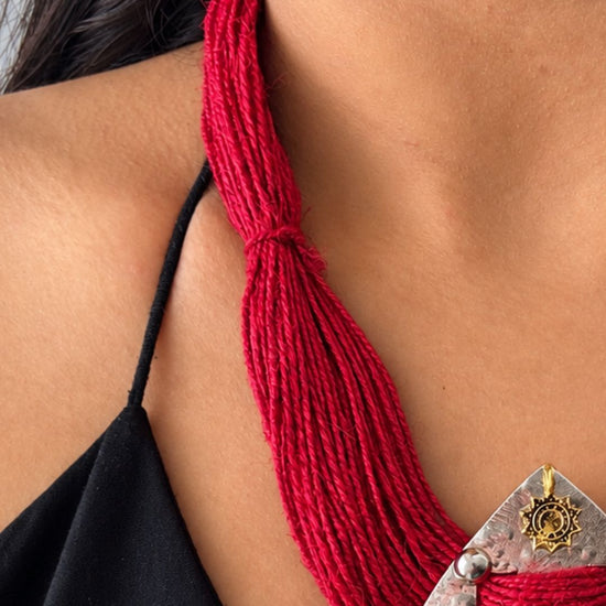 Aruna Dual-tone Red Jute Necklace