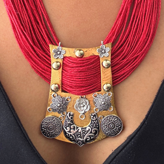 Prisha Red Jute Necklace
