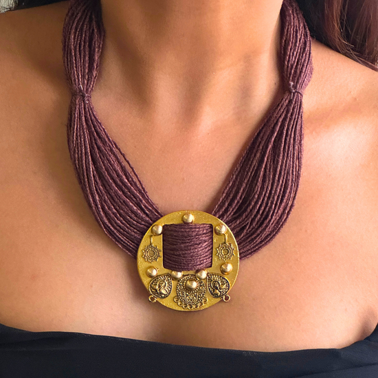Sarangi Dark Wood Brown Jute Necklace