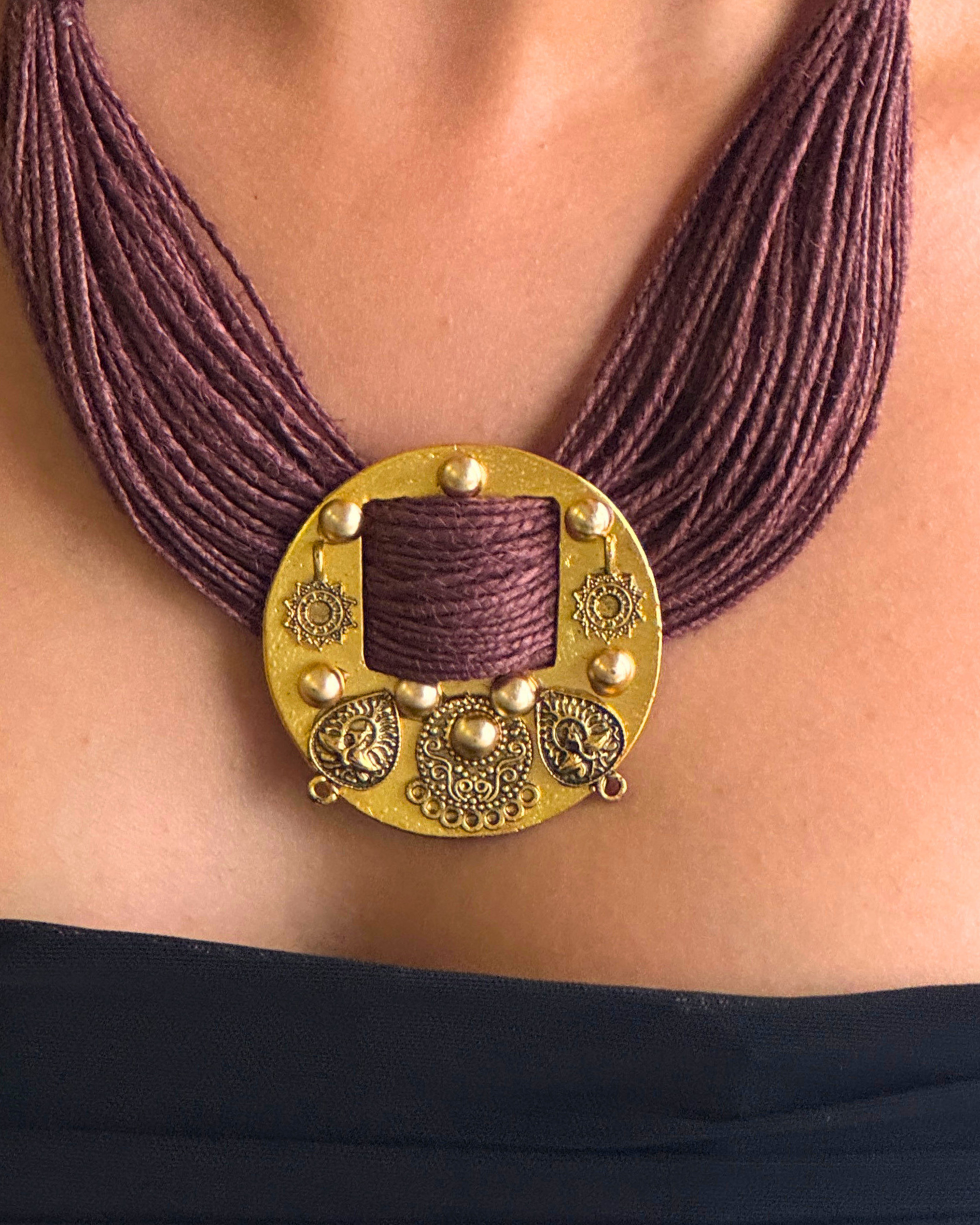 Sarangi Dark Wood Brown Jute Necklace