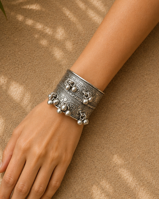 Devika Silver Oxidised Kada