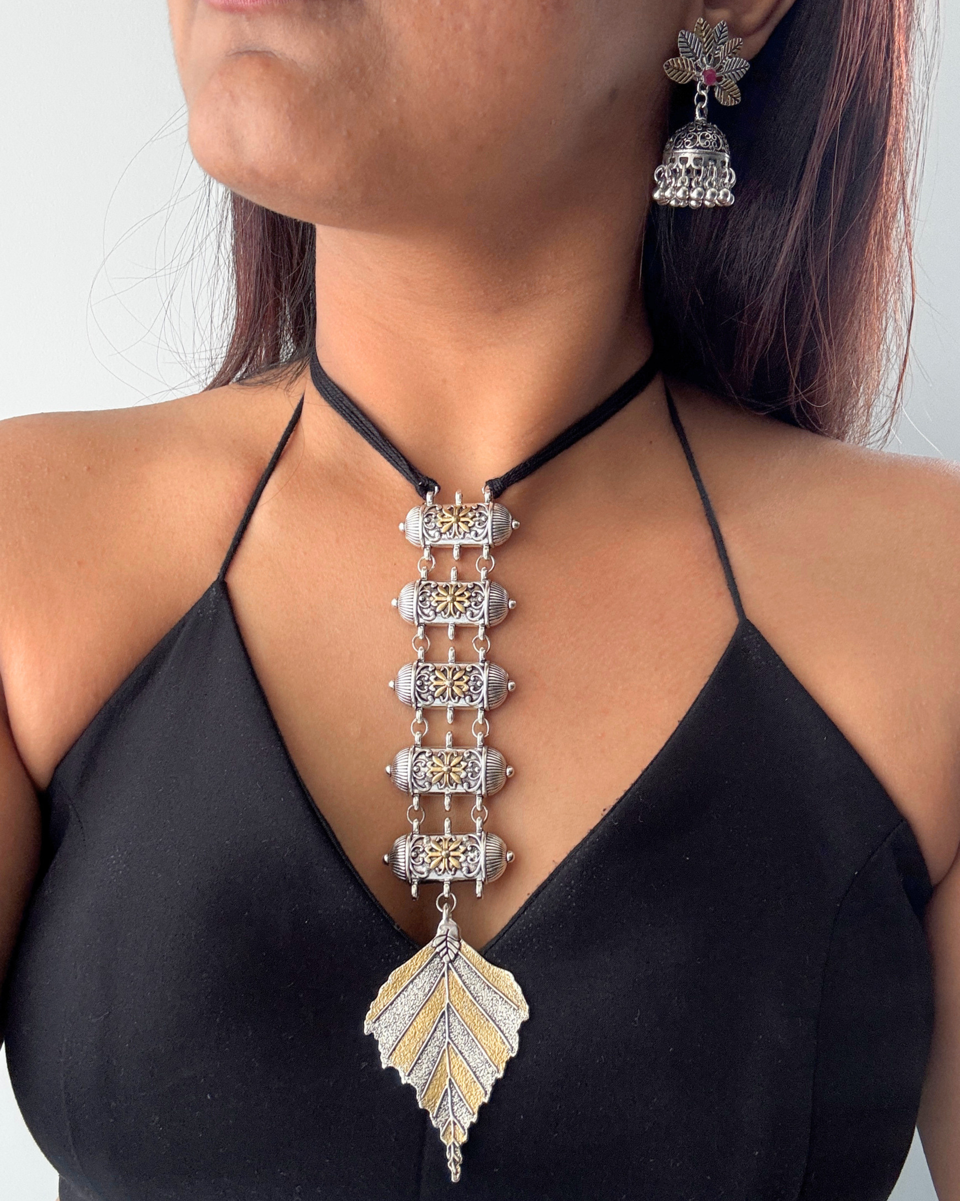 Leaf Dual-tone Tie Choker Set