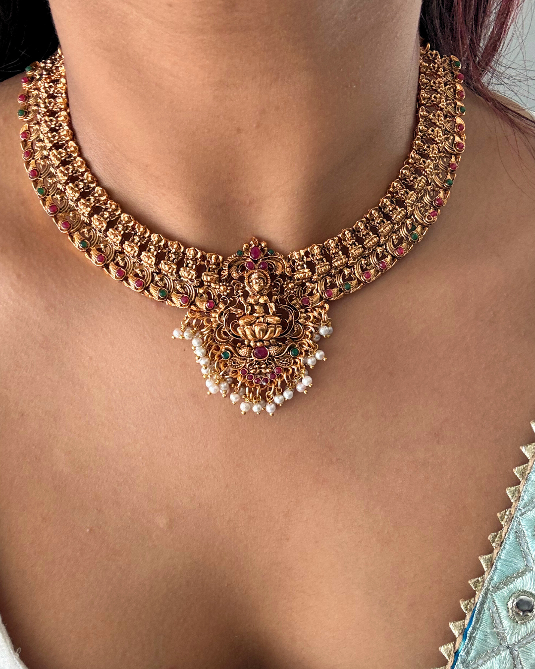 Anshula Temple Necklace Set