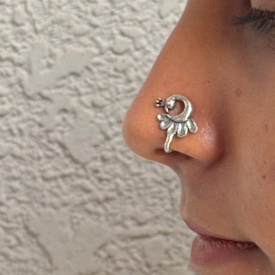 Pihu Nose Pin