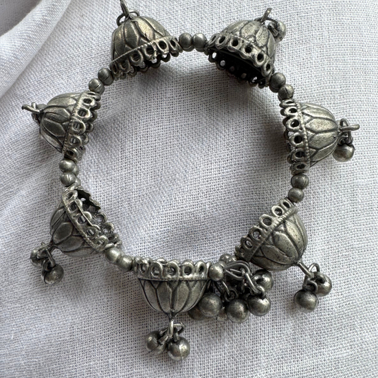 Garba Oxidised Kada