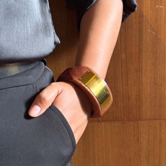 Veena Brown Wooden Bangle 