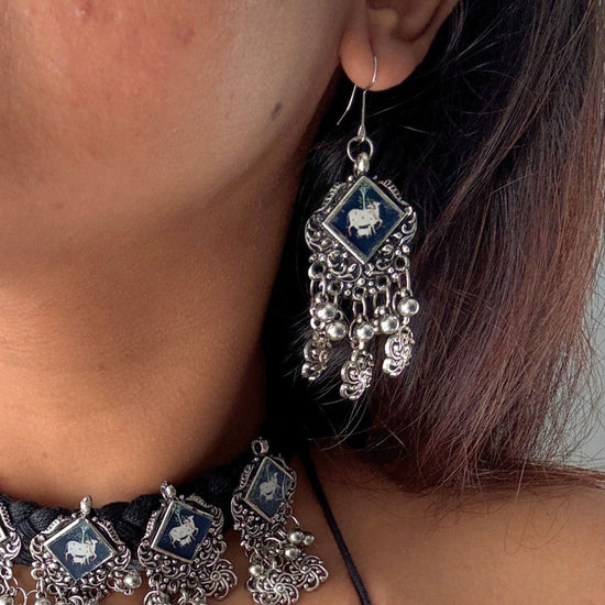 Nandi Oxidised Choker Set
