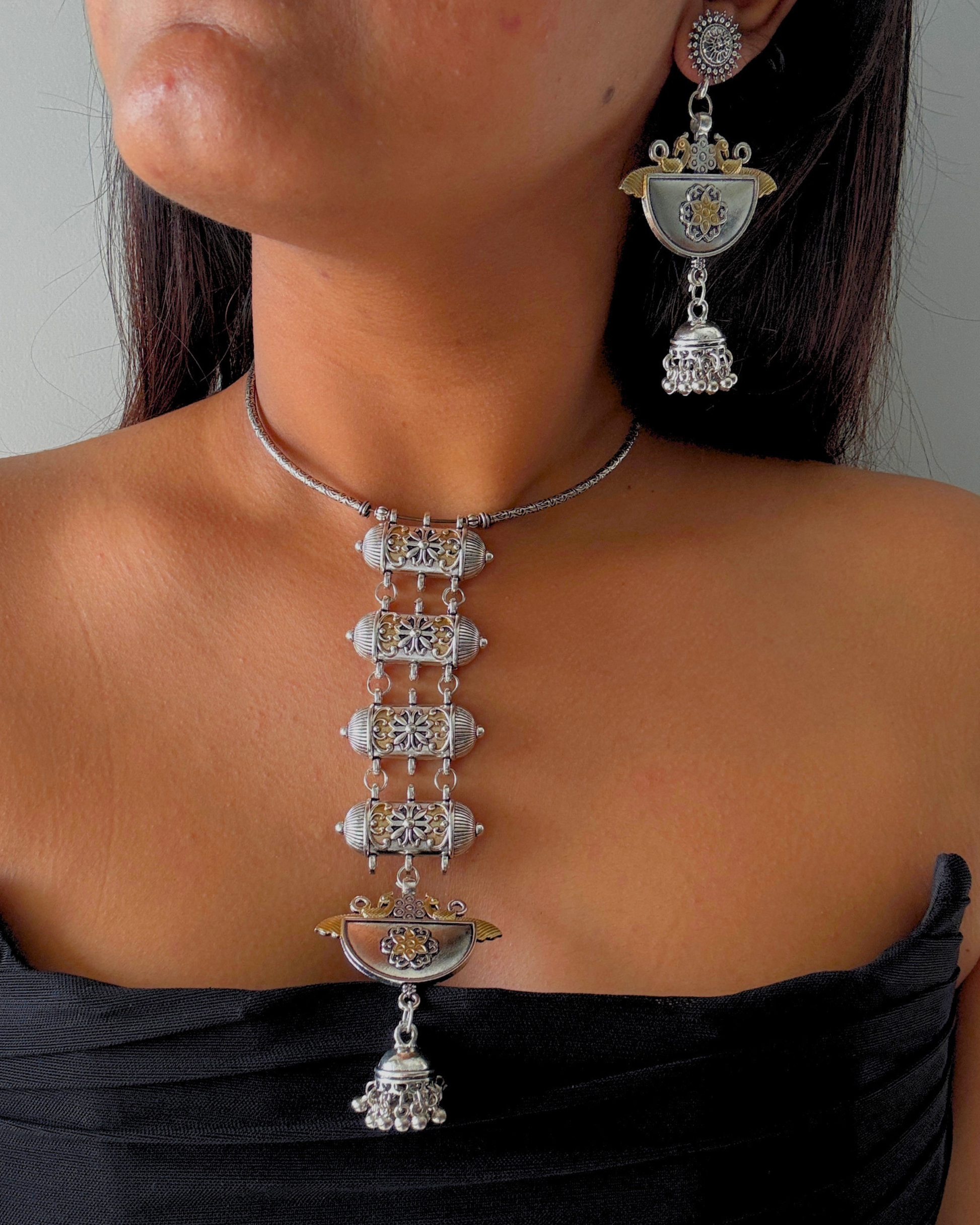 Sneha Dual-tone Tie Choker Set