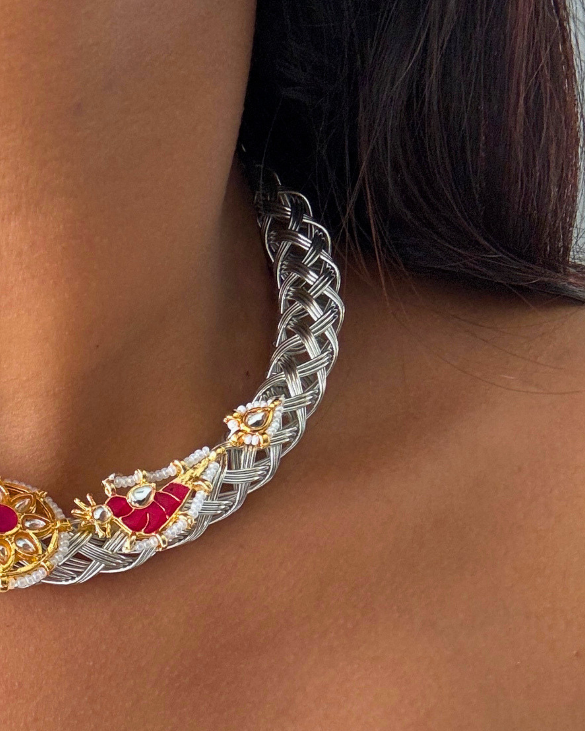 Chehek Silver Pink Kundan Hasli Set