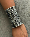 Noori Tribal Long Silver Kada