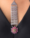 Phool Tie Hasli Set
