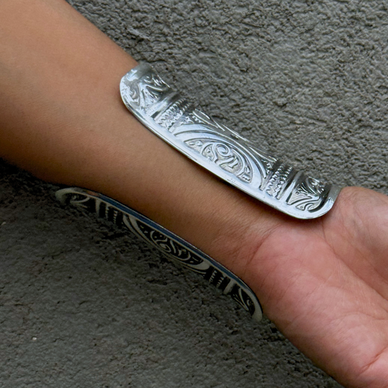 Prana Tribal Long Silver Kada