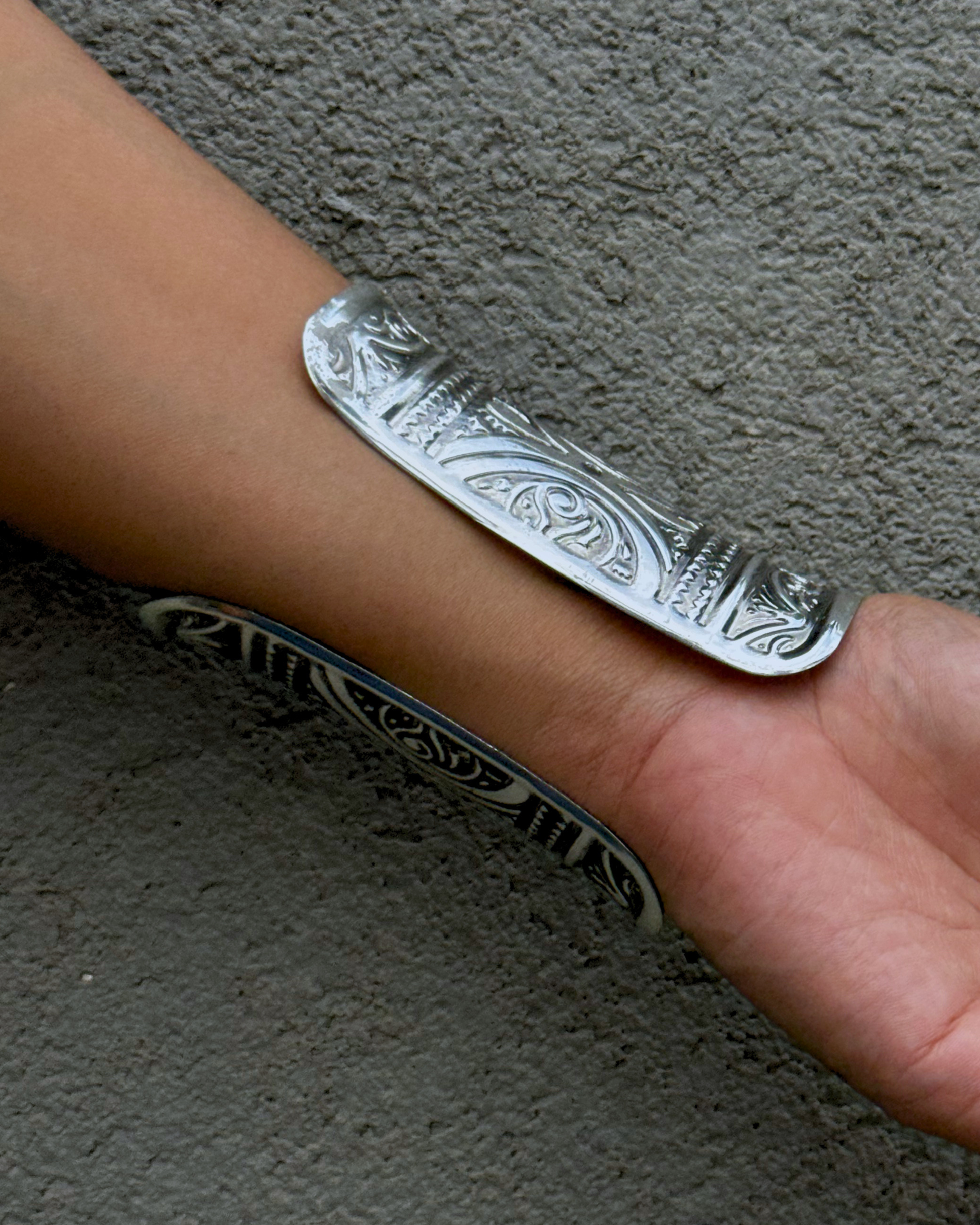 Prana Tribal Long Silver Kada
