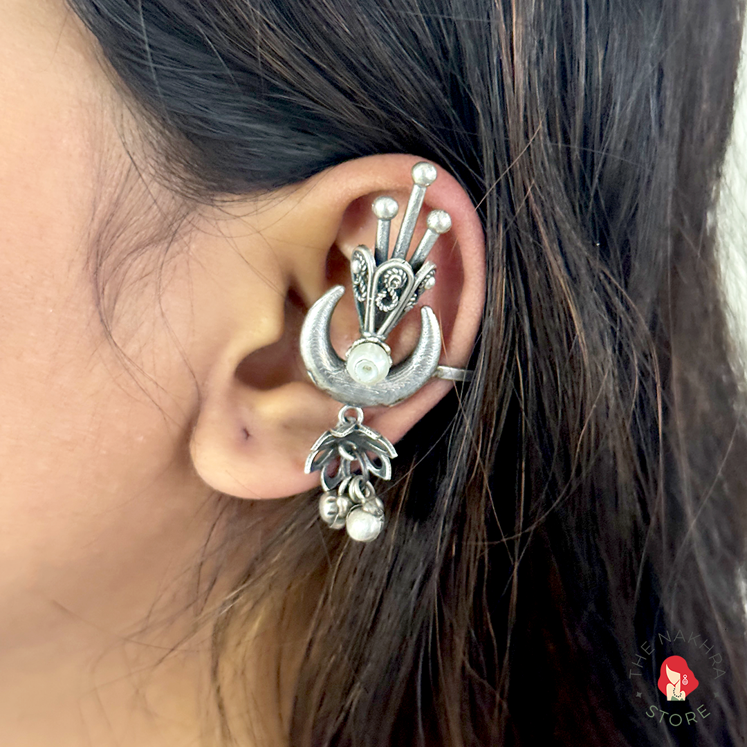 Pearl and Silver Earcuff: Iktara Earcuff