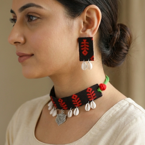 Bansi Ajrakh Choker Set