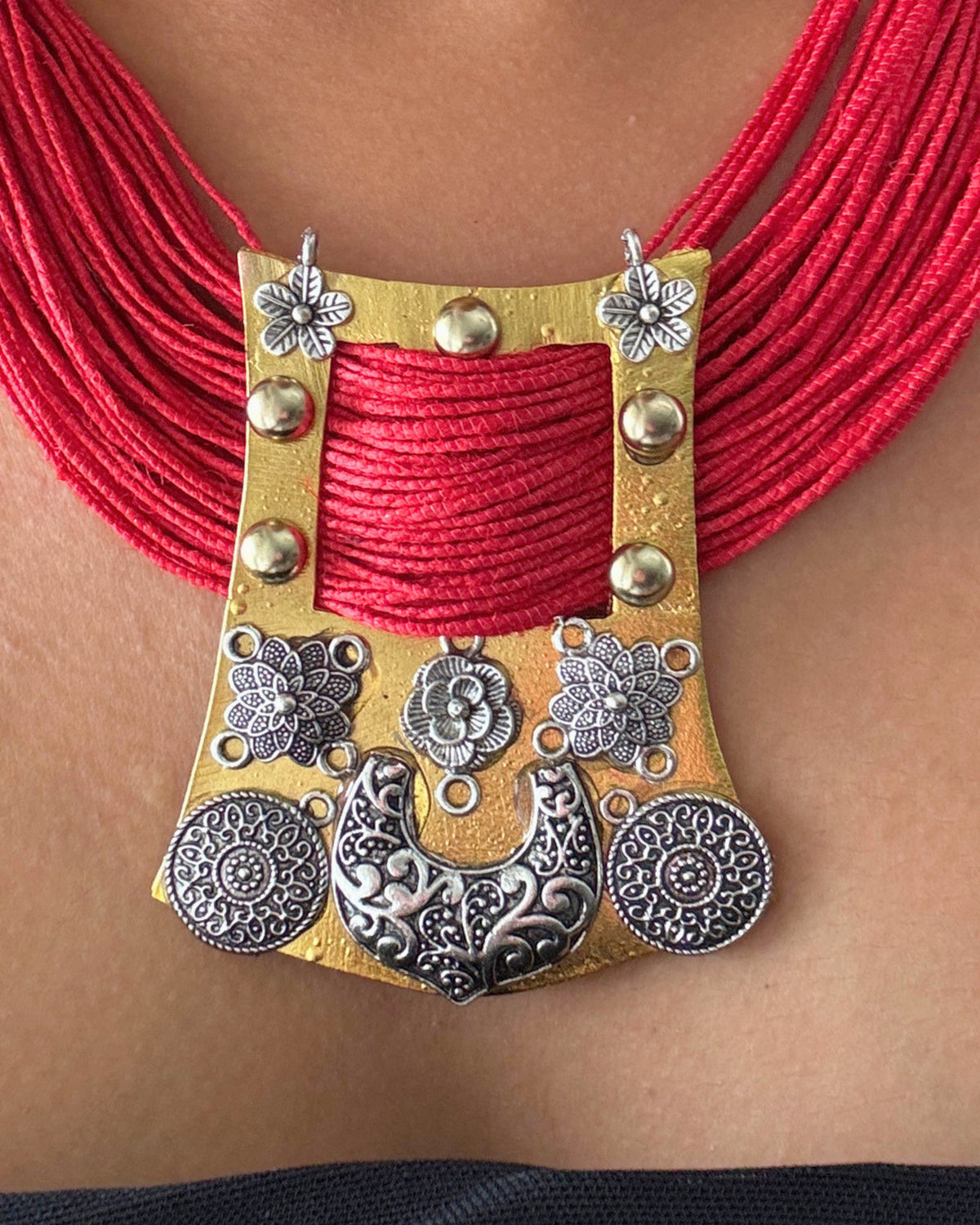 Prisha Red Jute Necklace