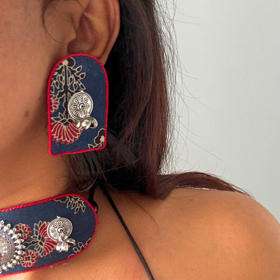 Ajrakh Blue and Red Oxidised Choker Set