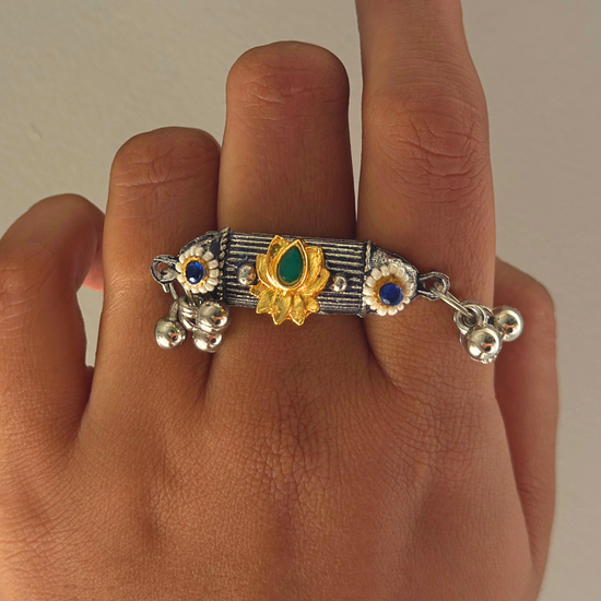 Shalini Oxidised Kundan Ring