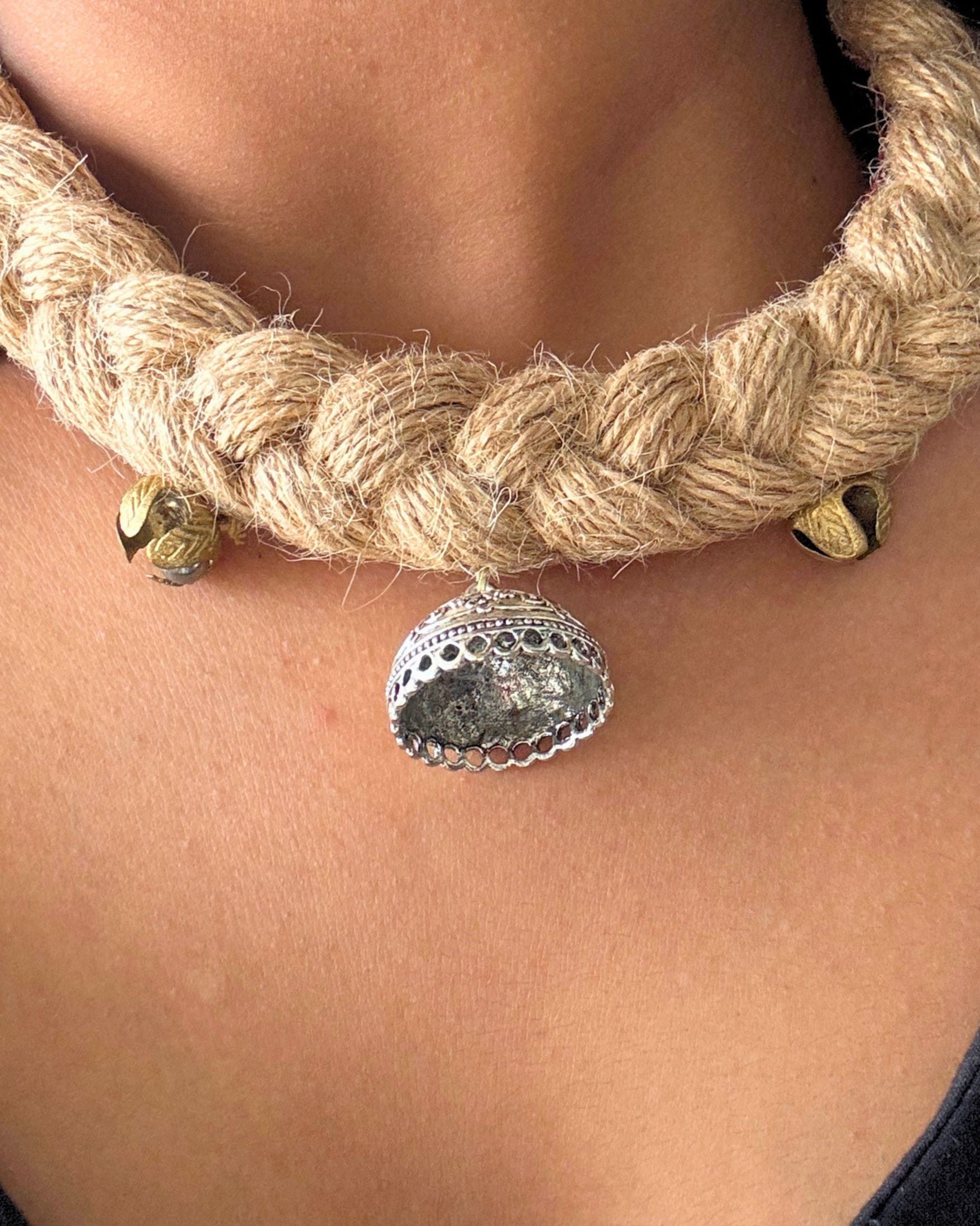 Jute Choker Set