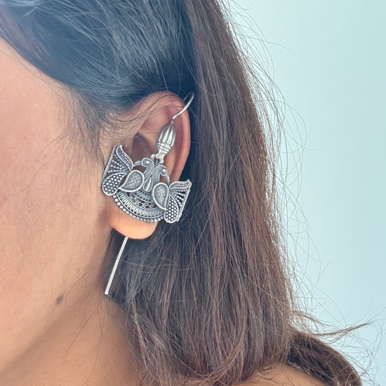 Morepankh Oxidised Earcuff