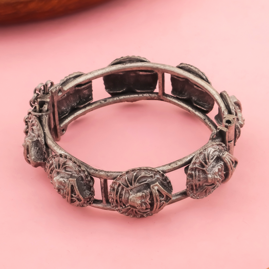 Durga Oxidised Kada