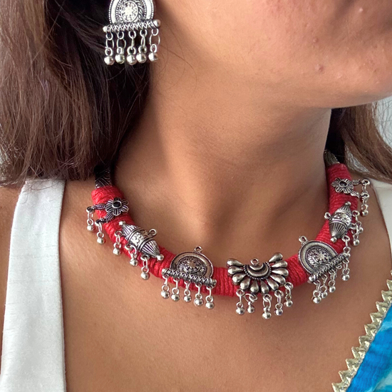 Vahni Red Hasli Set