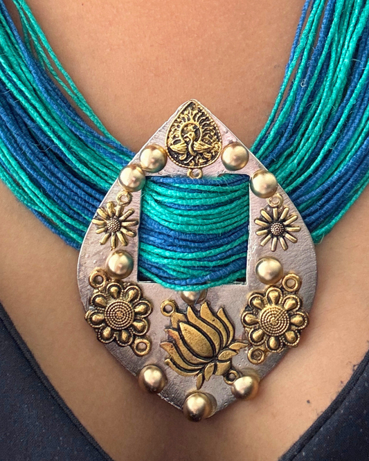 Niharika Two-tone Ocean Blue jute Necklace