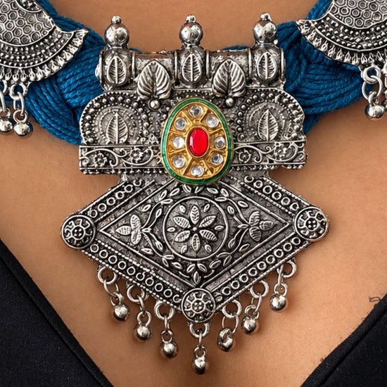 Vandita Blue Jute Necklace
