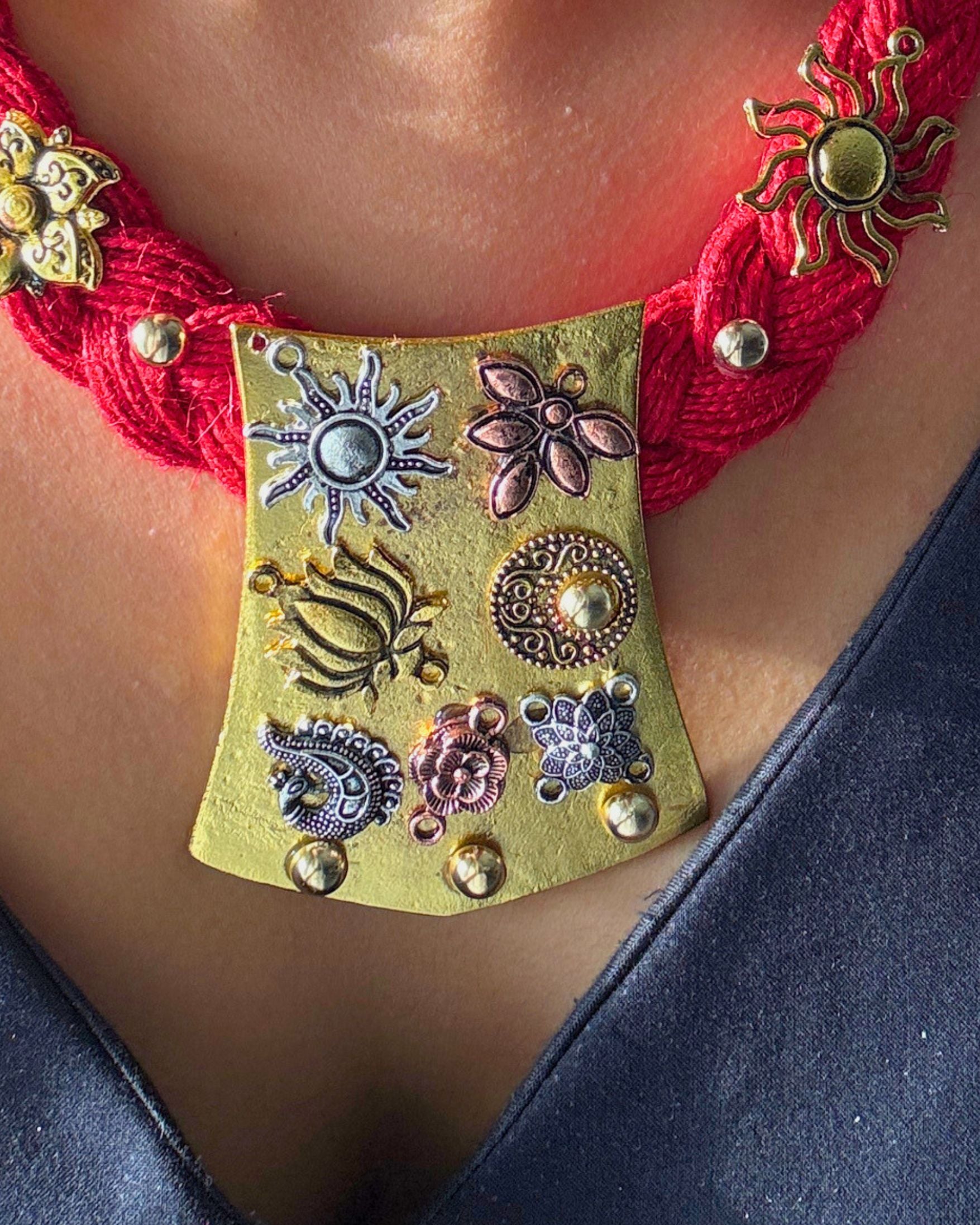 Virangana Red Jute Necklace