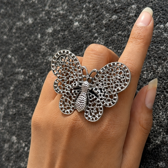Titli Ring