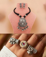 Anita choker set with finger ring