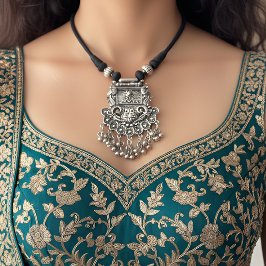 Anushka Choker Set