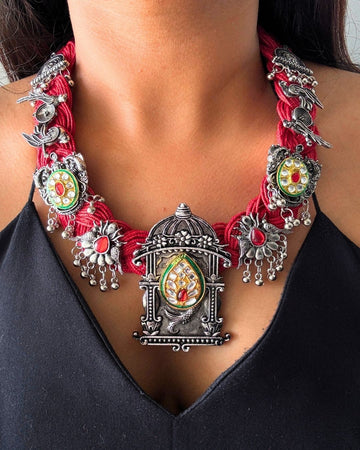 Chandani Bird Red Jute Necklace