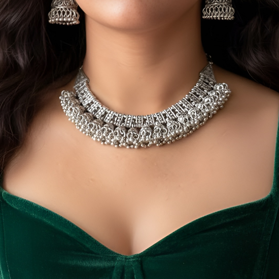 Dhairya Necklace Set