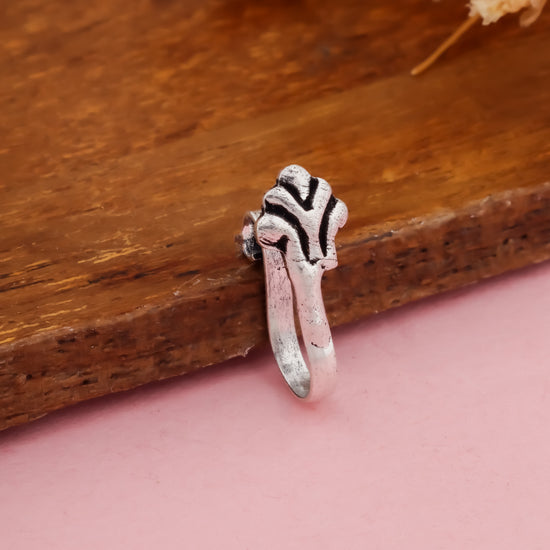 Trishul Nose Pin