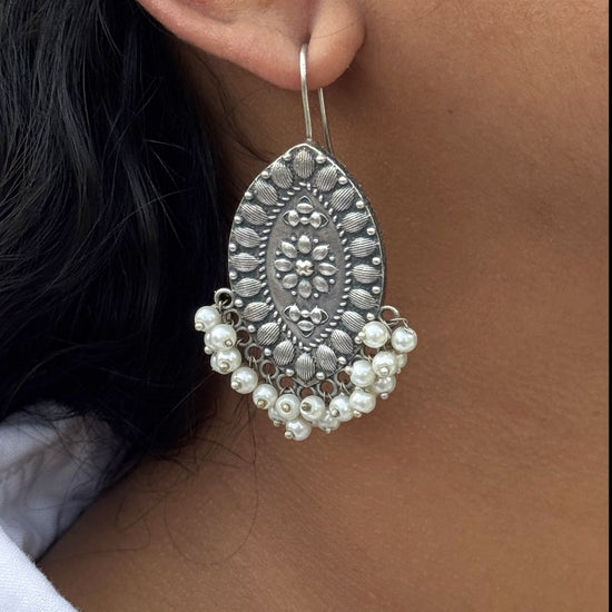 Ishita Earrings