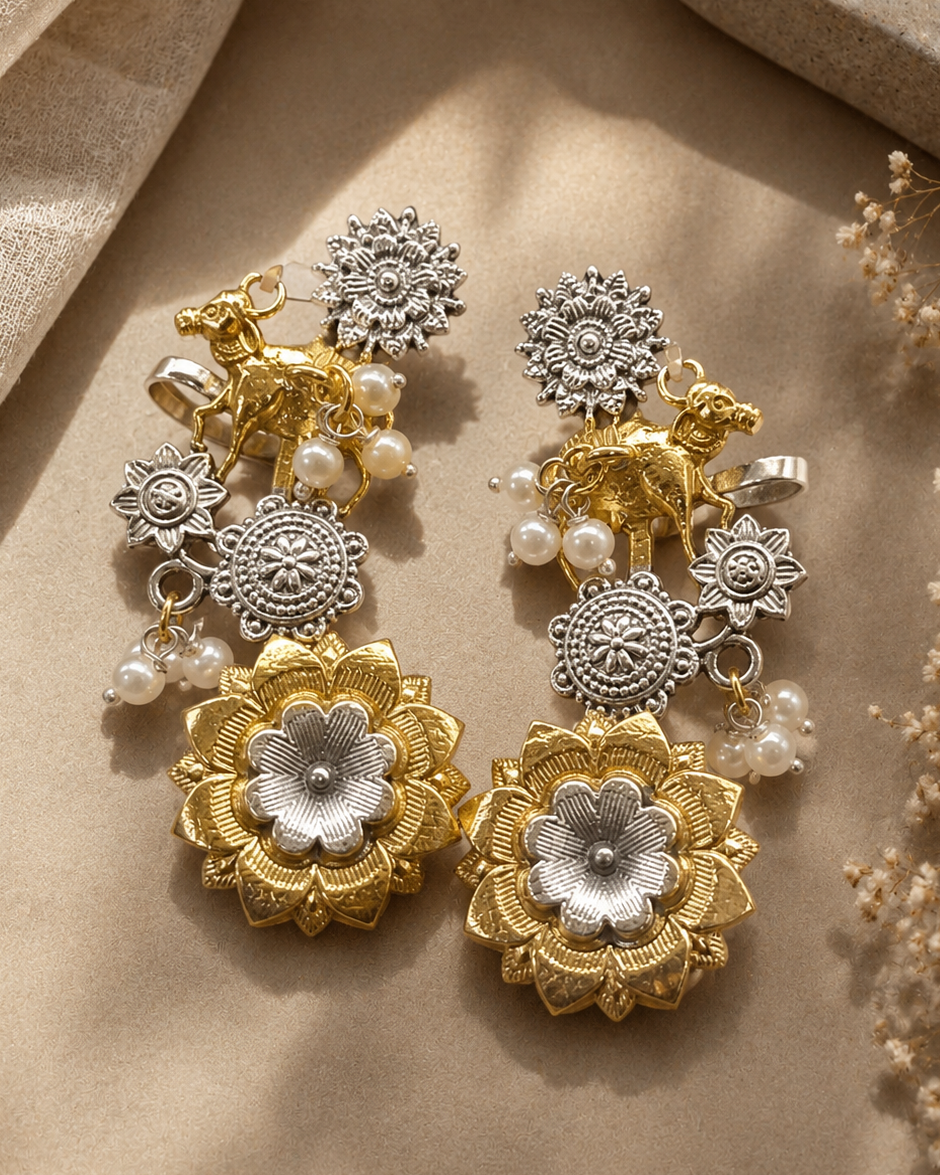 Nandika Dual tone Earcuff
