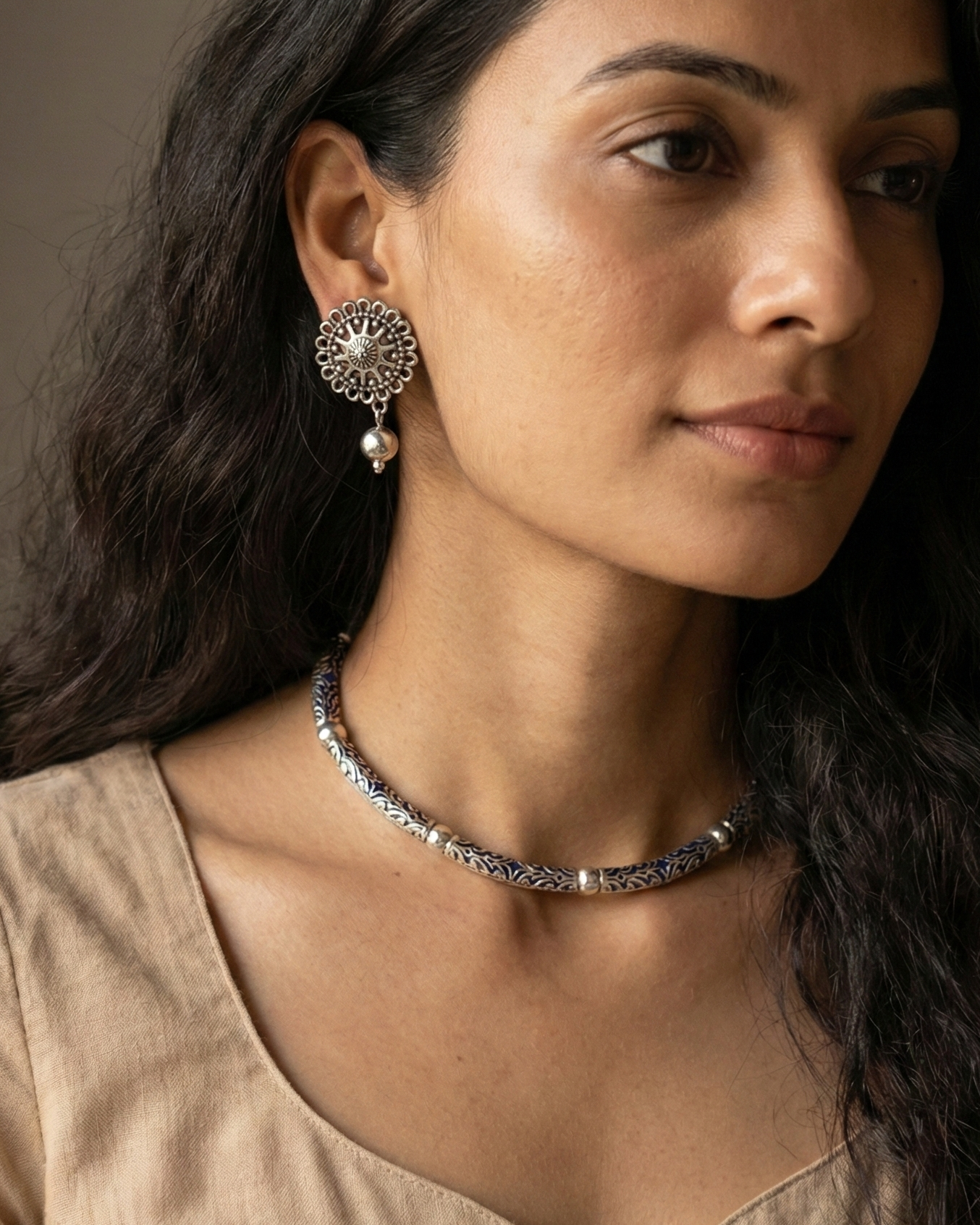 Neel Silver Choker Set