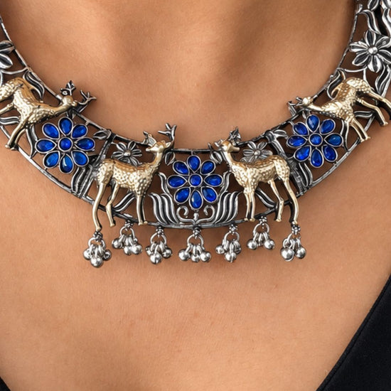 Neela Hiran Choker Set