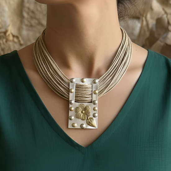 Niraja Beige Jute Necklace