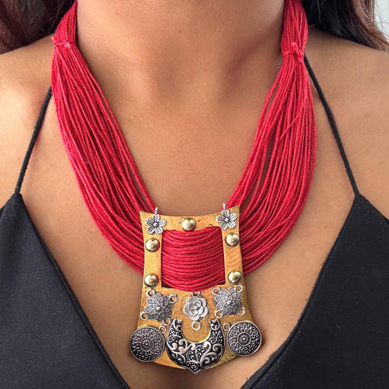 Prisha Red Jute Necklace