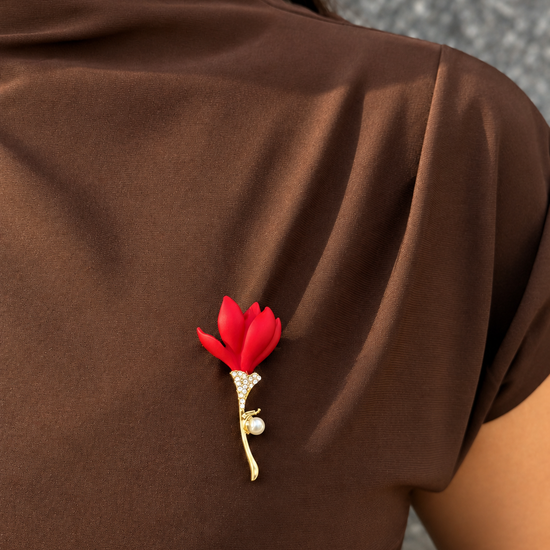 Red Diamond and Pearl Blooming Brooch