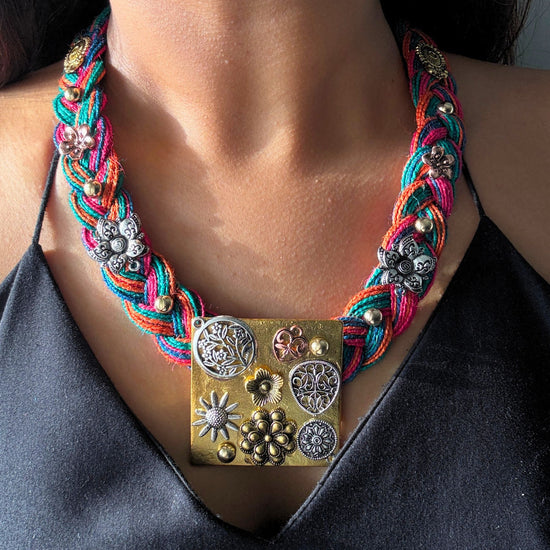 Zoon Multicolur Jute Necklace