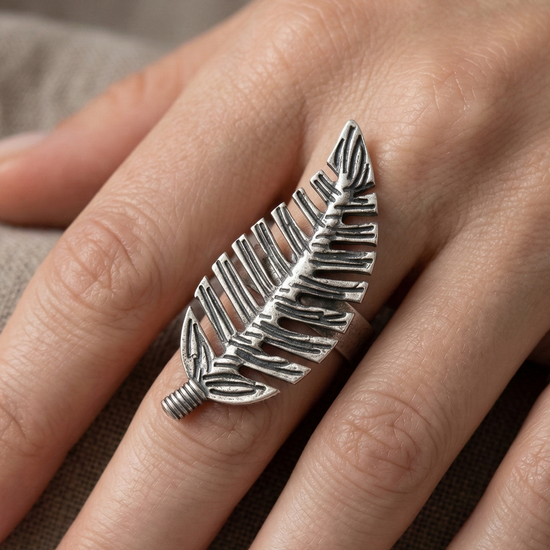 leaf ring